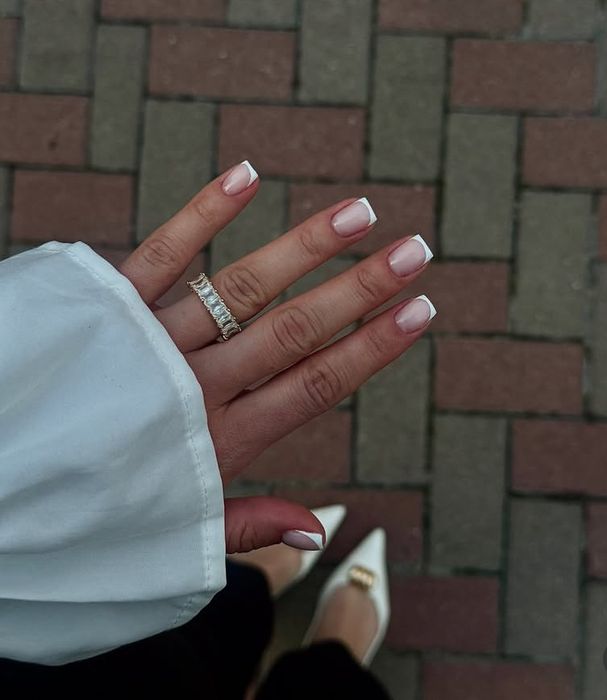 Манікюр,педикюр, нарощення нігтів,метро Олімпійська