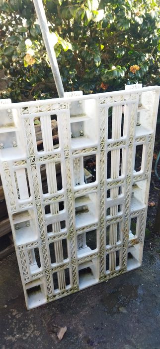 Paletes em plástico