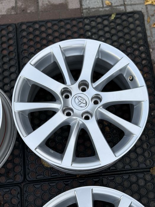 Диски оригінал toyota camry 70 avalon chr rav4 lexus is es 5 114,3 r17