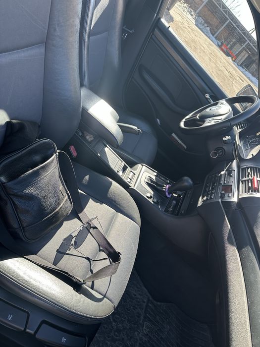 Продам Беху е46 touring