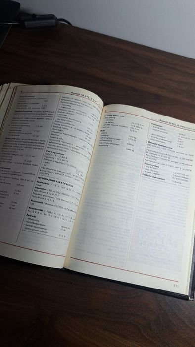 79-A/26 Książka samochody osobowe