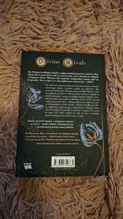 "Divine Rivals. Pojedynek bogów" Rebecca Ross
"