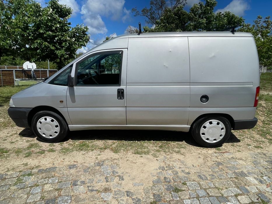 Carrinha de trabalho em muito bom estado