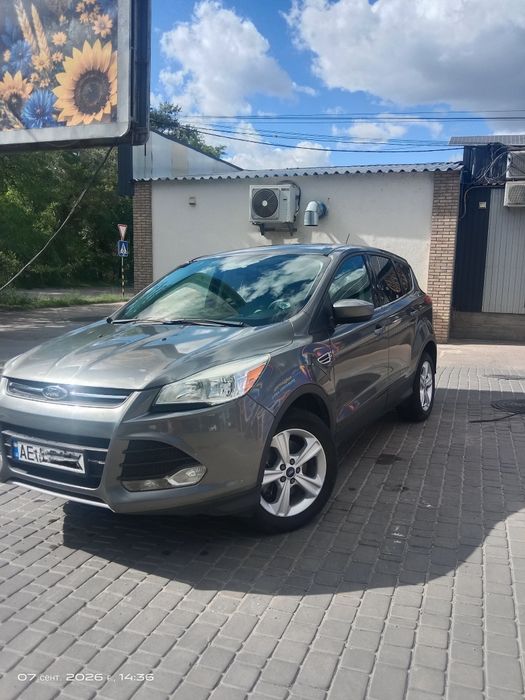 Ford Escape 2 л.