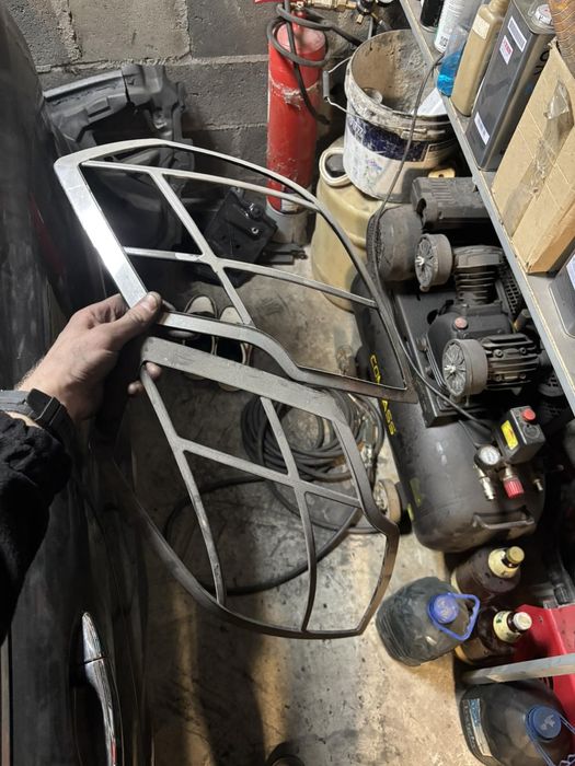 Geely Emgrand ec7 Противотуманки, крепления подлокотника, спойлер