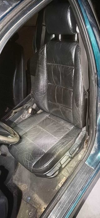 Bancos em Pele BMW E36 Touring / Coupe / Compact  (Conjunto Completo)