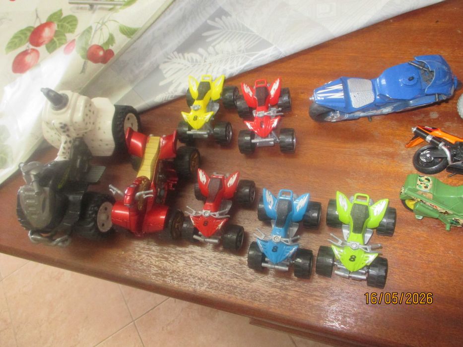 15 miniaturas de motas e motos 4