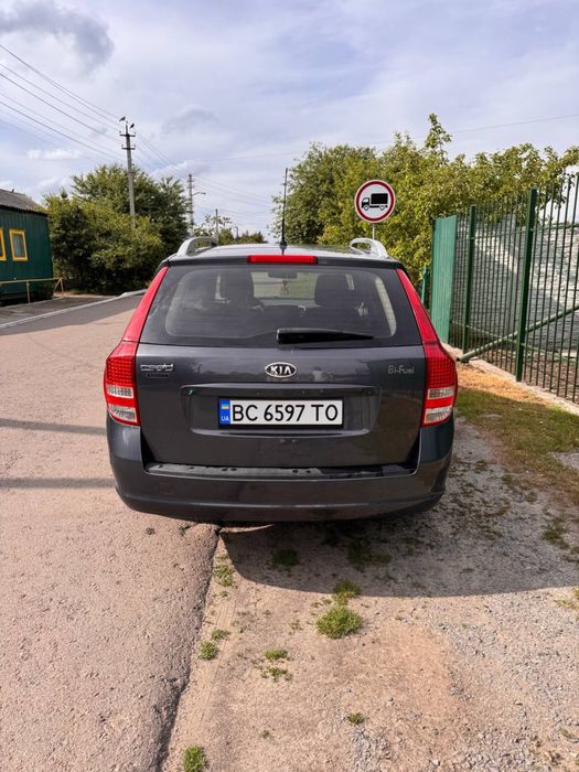 Продам kia ceed 2009