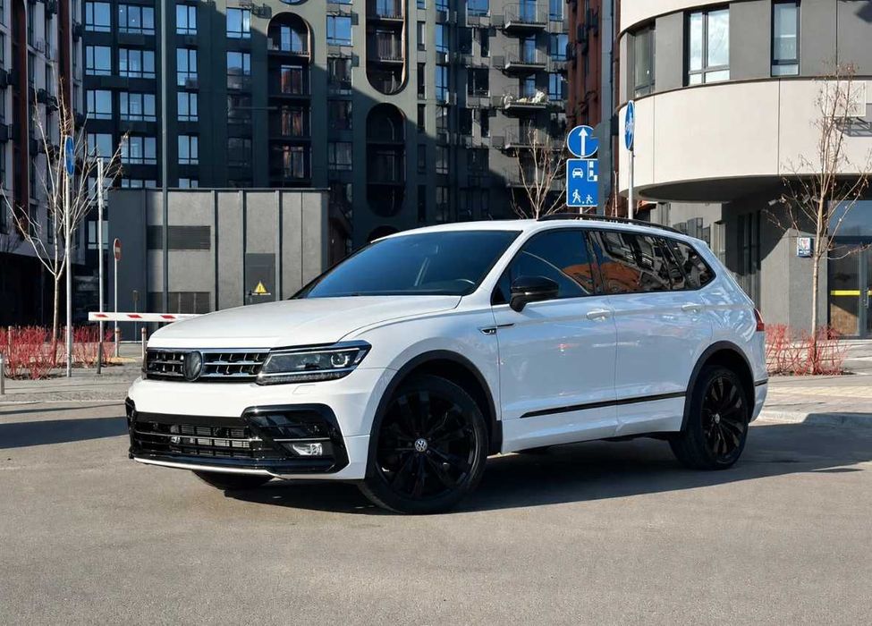 Volkswagen Tiguan R-Line 2.0TSI 2020