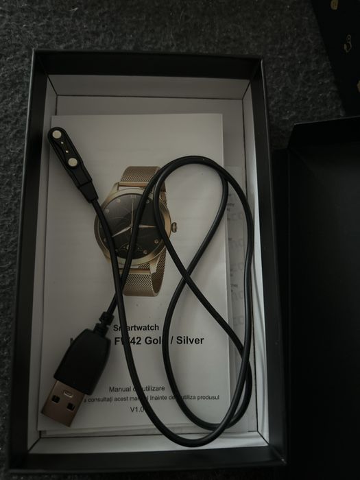 Smartwatch Maxcom FW42 47mm Złoty