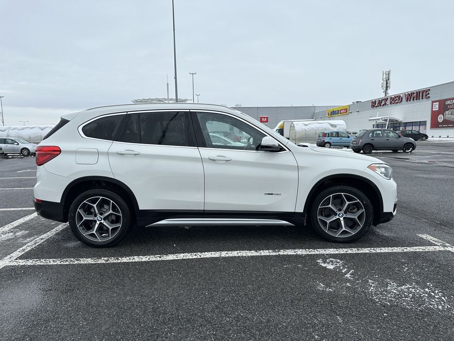 BMW X1 28i 2018r