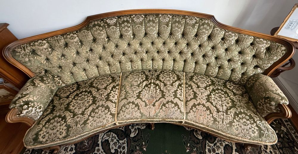 Długa sofa Chippendales Warrings