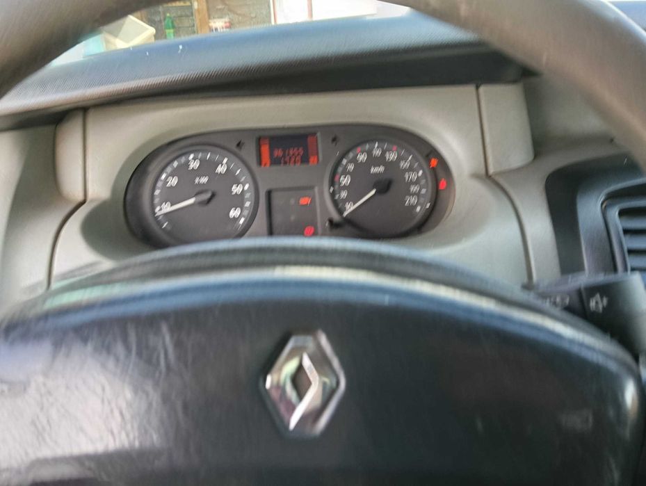 vendo renault trafic