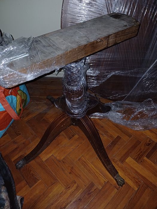 Mesa redonda madeira maciça mogno com 4 cadeiras