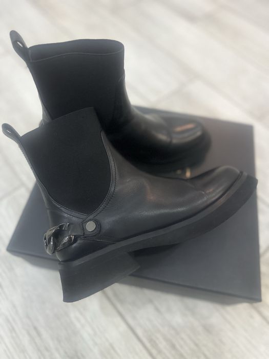 Челсі жіночі шкіра