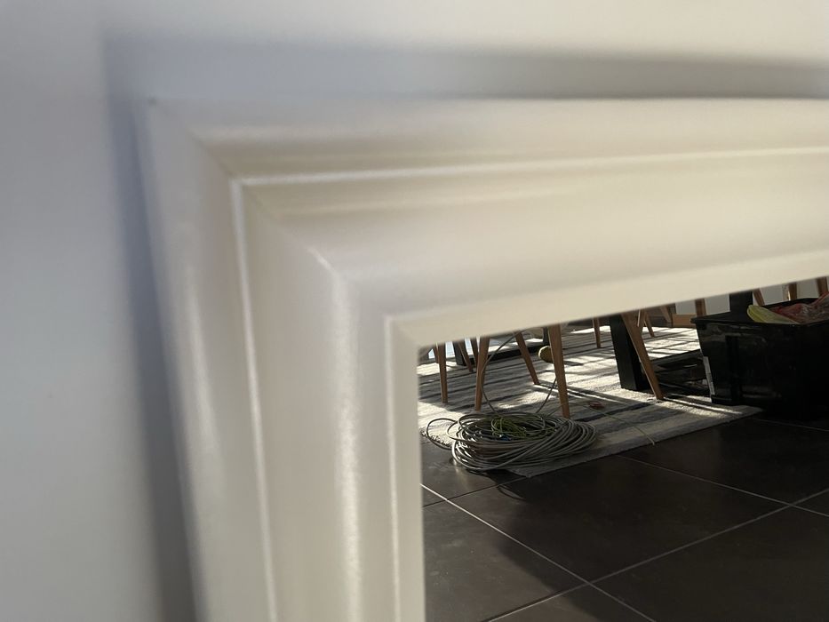 Espelho branco (ikea)