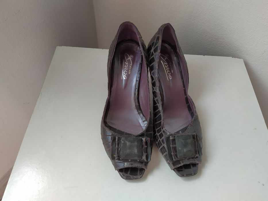 Chinelos/Sandálias 38-39