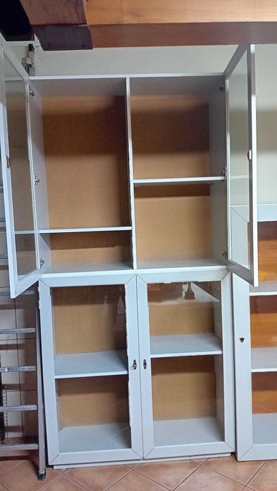 Vitrinas em melamina