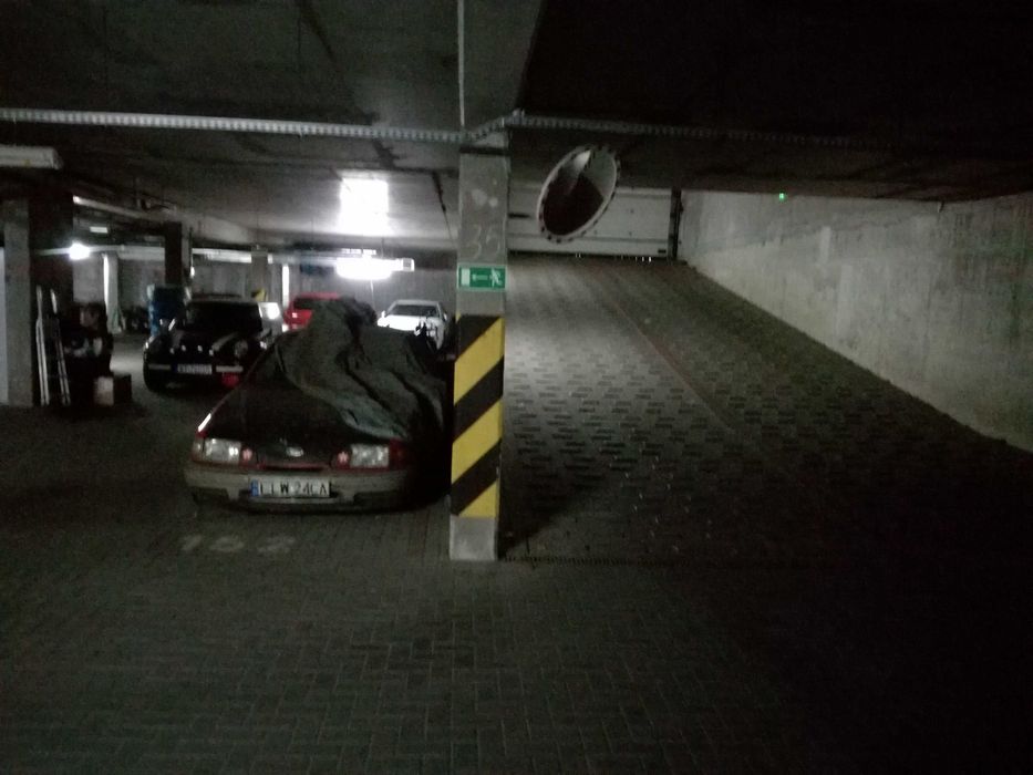 Miejsce w Garażu podziemnym Bemowo ul. Coopera sprzedam - Widok 3