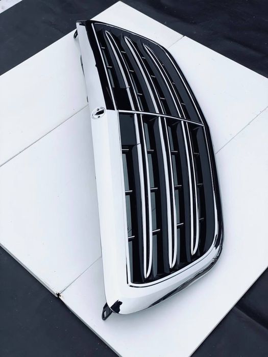 Решетка радиатора Mercedes Benz W222 Рестайлинг под камеру А2228801315