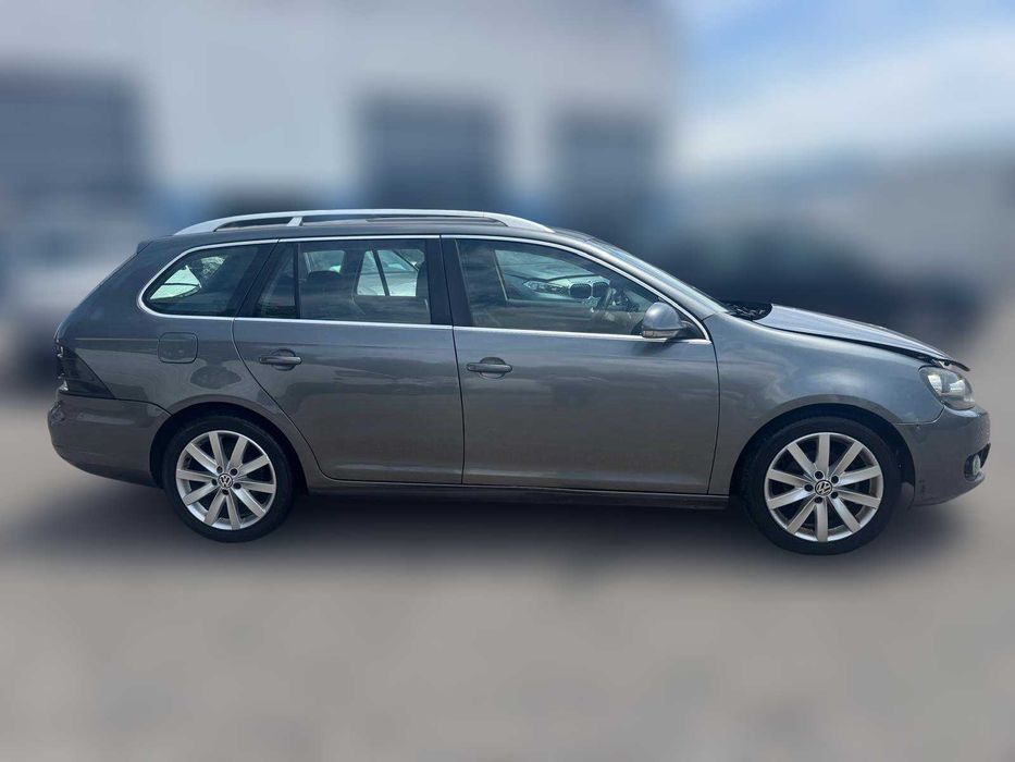 VOLKSWAGEN Golf VI Variant 1.6 TDI de 2012 Salvado