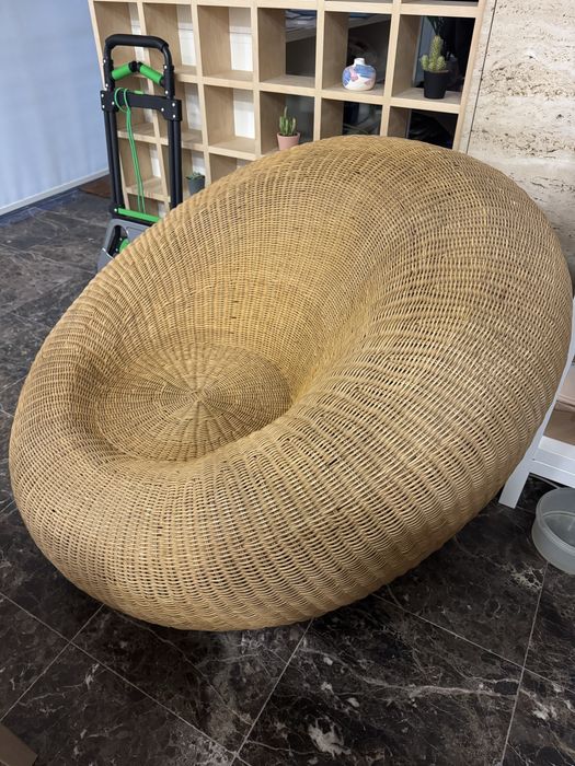 Cadeira Lounge redonda em rattan natural