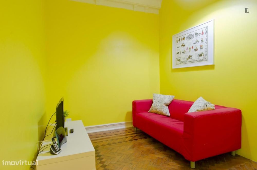 Quarto - localizado em Intendente Lisbon