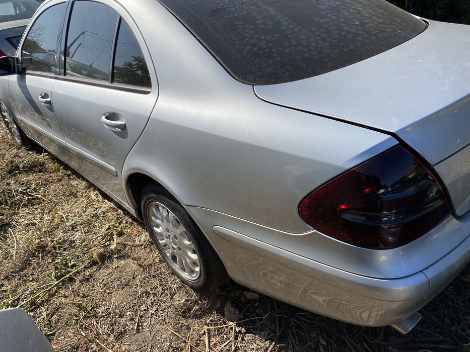 MERCEDES W 211  220 CDI ANO 2003