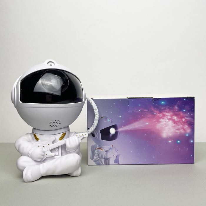 Світильник-проектор Астронавт Nebula + пульт нічник дитячий