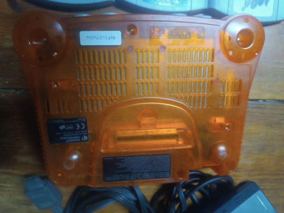 Rara Nintendo 64 Fire Orange + expansion Pak e jogos
