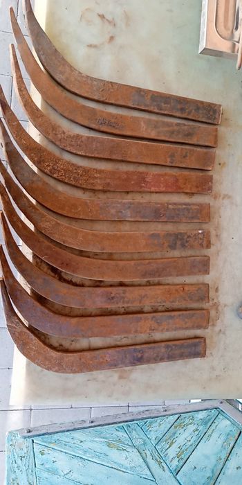 Продам стійки і переа культиватора