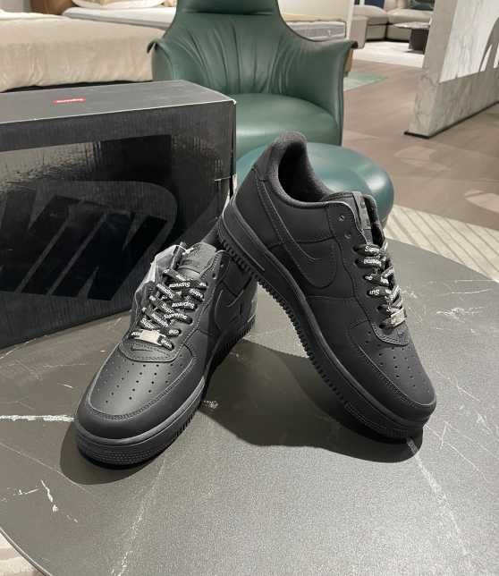 Nike Air force 1 Supreme Czarny rozmiar 43 Nowe
