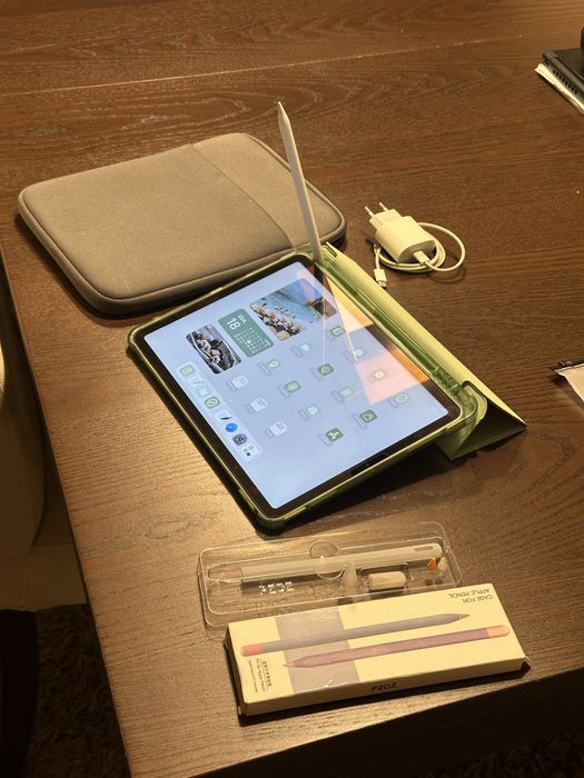 iPad Air 4 (Verde) 256gb + Apple Pencil + Teclado + Rato + Extras