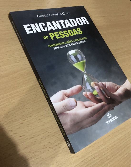 Encantador de Pessoas de Gabriel Carneiro Costa