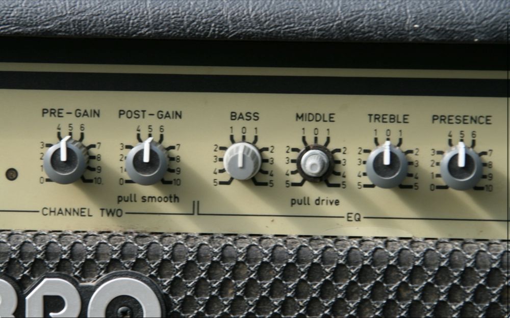 CARLSBRO - Amplificador Valvulado 60W de Guitarra - Raro 1987