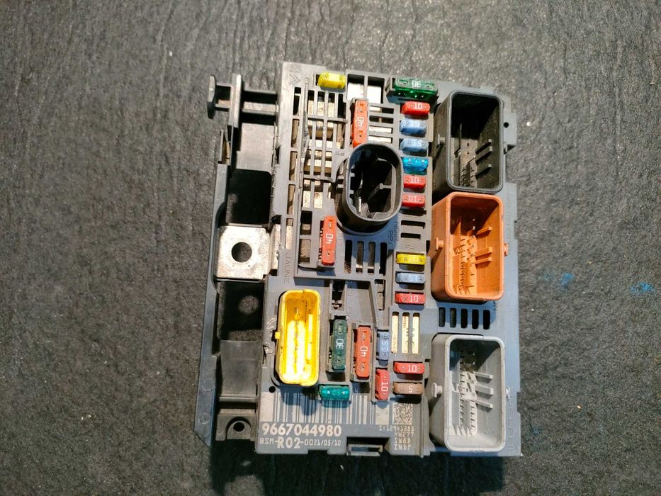 Peugeot Citroen moduł BSM -R02