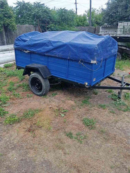 Причеп автомобільний