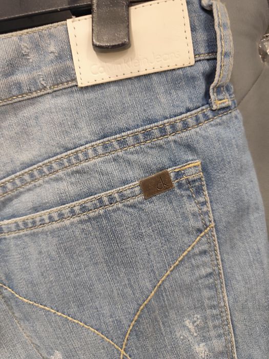 Spodenki Calvin Kleina W31