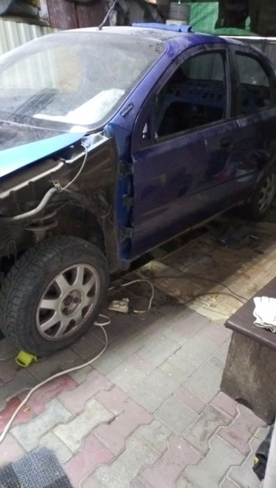 розбираю шевроле авео т200