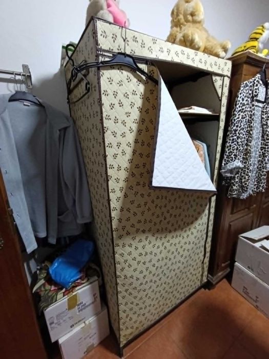 Armario-roupeiro Plastico