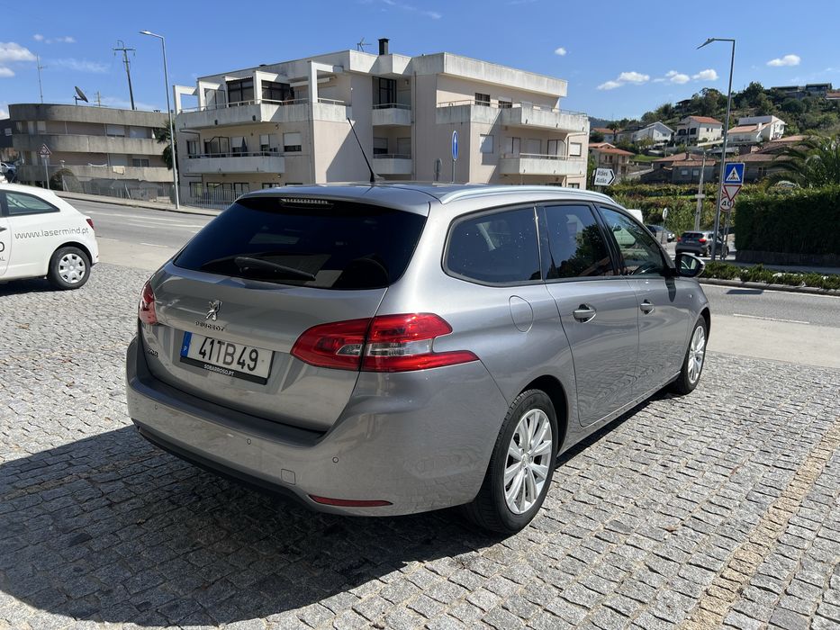 Peugeot 308 SW 1.6 Blue HDI — photo 4