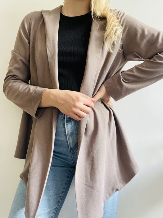 Beżowa luźna marynarka rozmiar S