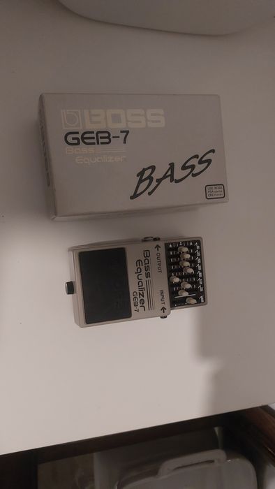 Boss GEB-7 equalizer bass