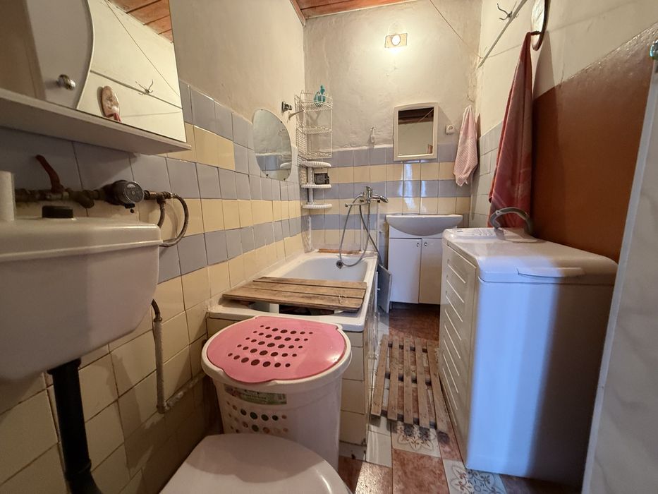 Продаж 2-кім. квартири 66.9 м.кв., в. О. Бобикевича