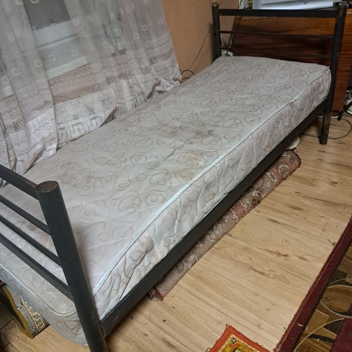 Ватні матраси та пружинні