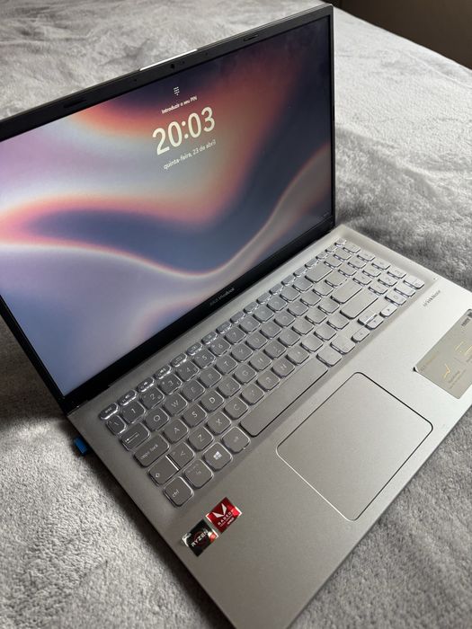 Portátil ASUS VivoBook X512DA