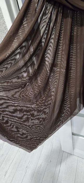 Шикарна сукня коричневого кольору