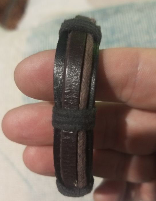 Кожаный браслет напульсник