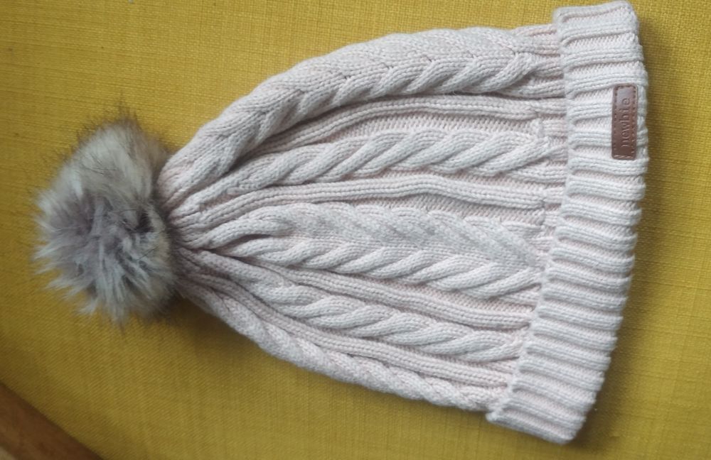 Bawełniana, przejściowa czapka dla dziewczynki