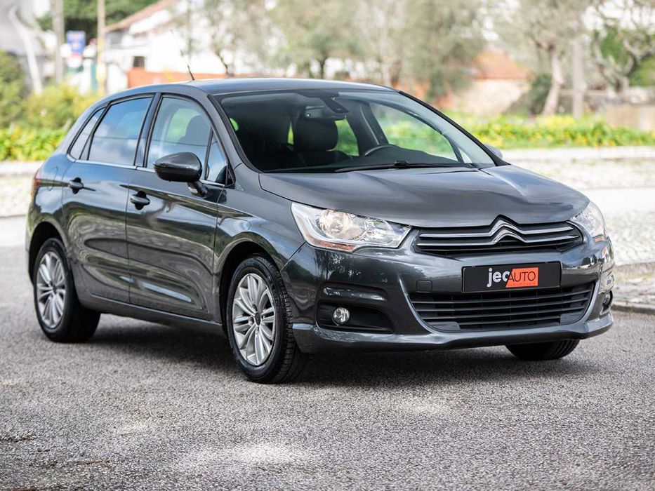 Citroën C4 1.6 HDi Attraction | Desde 129€ Mês | Nacional